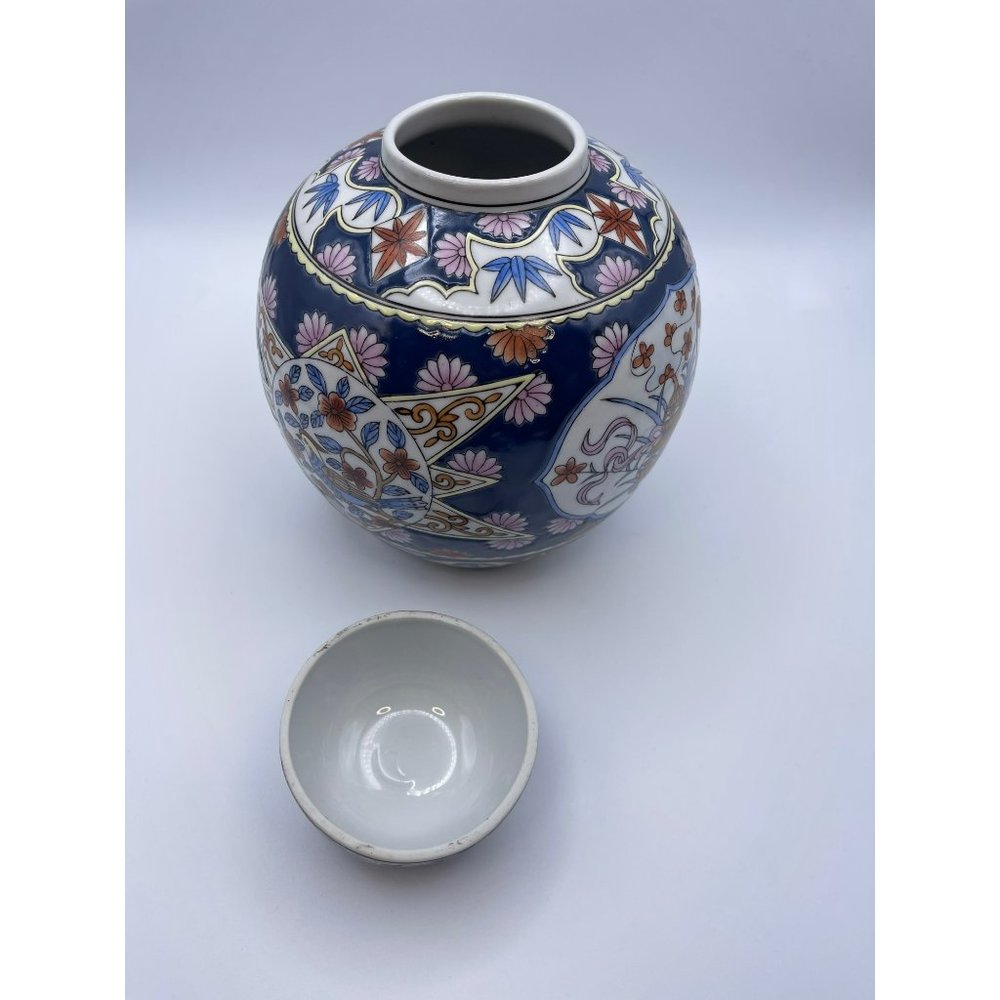 Beautiful Large, Collectible, Ginger Jar, 8 1/2” Height, China - Picture 2 of 11